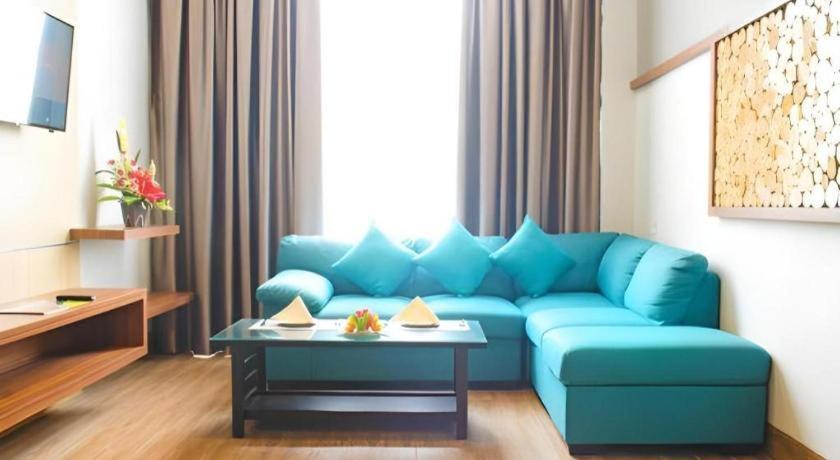 Ayola First Point Hotel Pekanbaru Zewnętrze zdjęcie