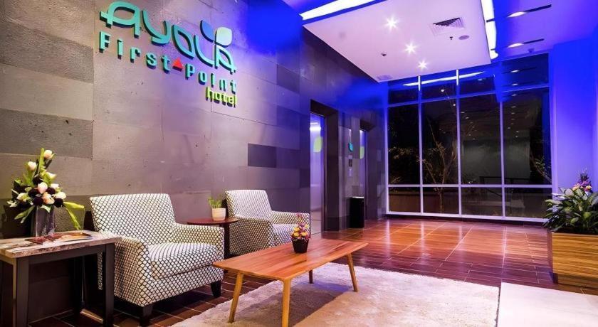 Ayola First Point Hotel Pekanbaru Zewnętrze zdjęcie